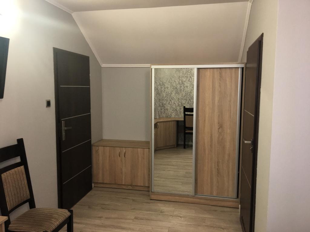Bed and Breakfast Laura Белхатув Экстерьер фото